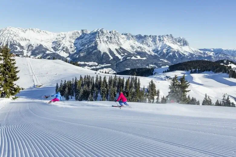 2 Der står på ski i Westendorf